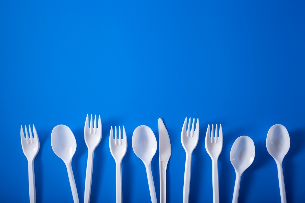 gallery/single-use-plastic-forks-spoons-concept-of-recycli-9xbeyfs